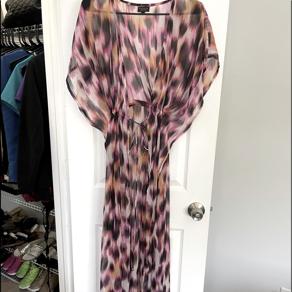 Long Beach coverup